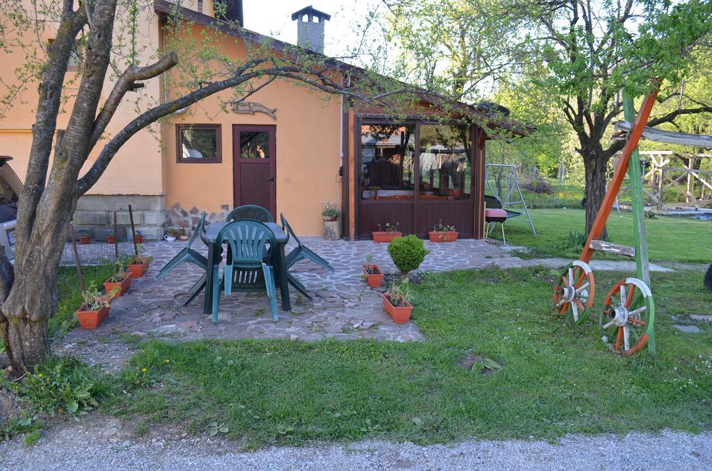 Villa Ribaritsa Buitenkant foto