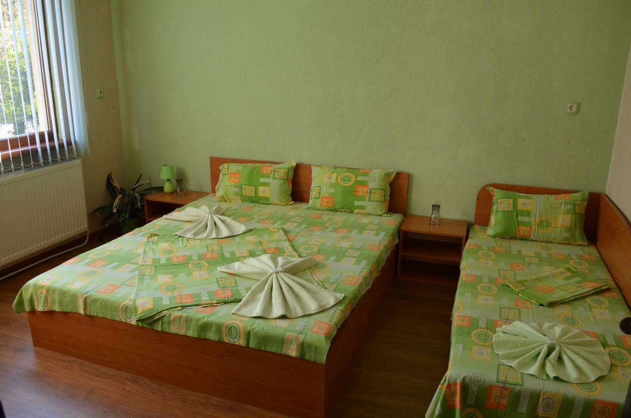 Villa Ribaritsa Buitenkant foto